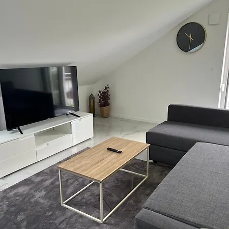 Rems - In Bei Stuttgart Apartment